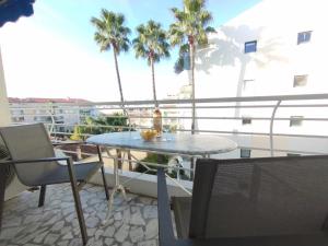 Cannes Pointe Croisette T2 plage 2min à pieds 46m2
