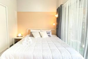 Cozy 1br walk to BTS and Airport Rail Link Close to Malls T