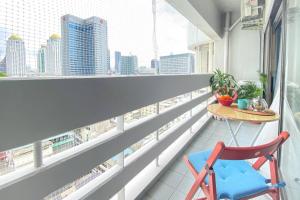 Cozy 1br walk to BTS and Airport Rail Link Close to Malls T