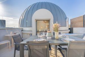 Yuna Porte-Maillot - ApartHotel