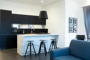 From Ostia Beach to Rome & Airport in a heartbeat! - Lido di Ostia