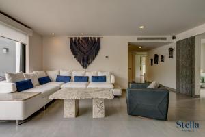 Golfers Paradise at Nick Price Residences!