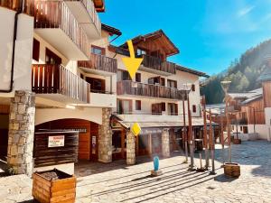 Les Orres 1800 - 6 places Plein Sud avec Piscine