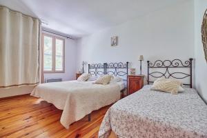 Appartements Mas du Versadou, dans un espace naturel protege, piscine couverte chauffee toute l'annee, Spa et salle de jeux : photos des chambres