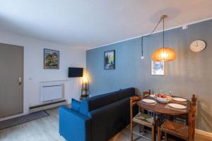 Appartements Le Bastan - Appt pour 4 avec Jardin : photos des chambres