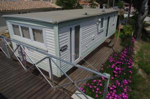 Mobil-home sur terrain privé bord de mer, parking privé