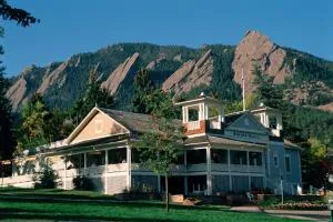 Colorado Chautauqua Cottages - Pactolus