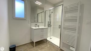 Maisons de vacances Breakislebed 3 Maisons CHU LIMOGES : photos des chambres