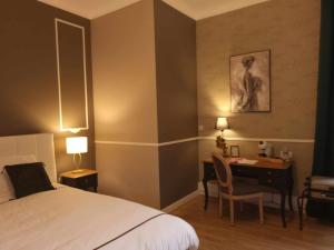 B&B / Chambres d'hotes Chateau de la Rose : photos des chambres