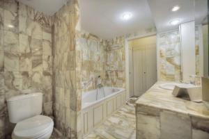 Rocher Saint Georges spacieux 3P jardin piscine