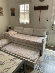 Departamento Ocre con gran jardín