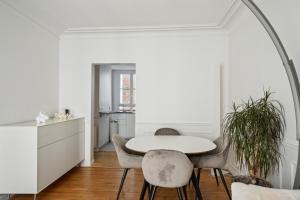 Le XVIe Chic - Paris