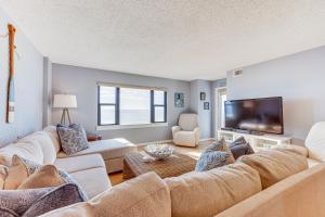 Seaside Indian Beach Getaway with Balcony and Views!