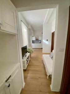 [PIAZZA GARIBALDI] ELEGANTI SUITE CON SAUNA