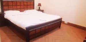 Hotel 99# - Dunga Gali