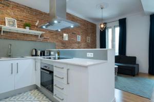 Bright and cozy flat in the heart of the city