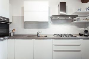 Villa caposchiera a 150m dal mare img9