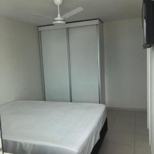 Apartamento para temporada na Praia do Morro - ED GRAAL