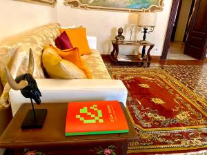 Sakè Maison de Charme - fascinating ancient Sicilian mansion