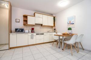 Apartament ROSA w Kołobrzegu przy latarni