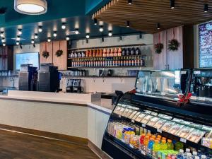 Grand Colorado on Peak 8 - 2 bedroom ski-inski-out