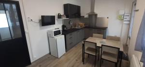 Maisons de vacances Maison pour 2 a 4 personnes avec jardin proche de la plage et des commerces ROYAN : photos des chambres