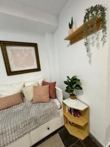 Private terrace 1BR apt - 4min walk to the beach