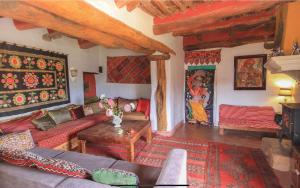 Rural House, heated pool & steam room, Casa Aloe.