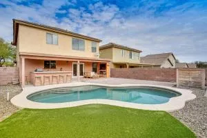Gorgeous Green Valley Home Patio and Private Pool! - Amado
