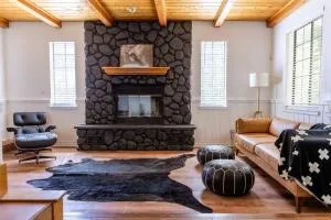 Apres-Ski Chalet Mt High Wrightwood Ski Resort - Helendale