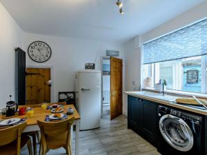 3 Bed in Amble 93015