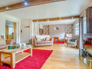 5 Bed in Brecon 90660