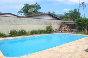 Villa Tavares - casa com piscina na praia da Lagoinha