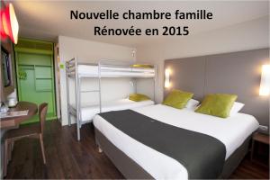 Hotels Campanile Fougeres : Chambre Quadruple