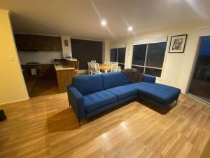 Sea Breeze at Vivonne