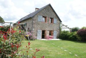 B&B / Chambres d'hotes Logis Du Patis Roux : Suite Familiale