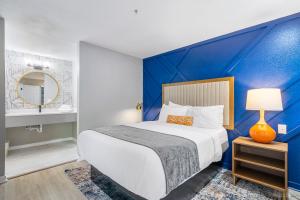 Chic Condo Retreat in Central Buckhead Atlanta
