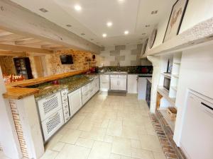 Maisons de vacances Gite Rille, 7 pieces, 12 personnes - FR-1-381-563 : photos des chambres