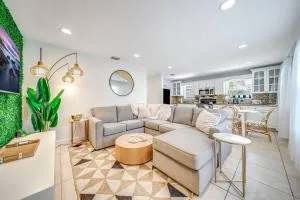 Palm Wave Says - Quietness in Best Location - Cloud Lake