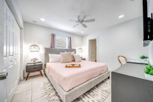 Palm Wave Says - Quietness in Best Location