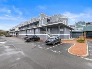 Right In The Heart Of Beach Haven - Beach Haven