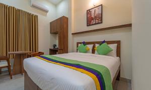 Itsy Hotels Avani Stays, Vyttila, Kochi