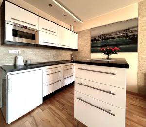 K22 Postępu 10 Chopin Airport