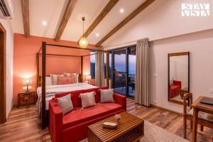 StayVista at Savara with Heated Infinity Pool and Jacuzzi