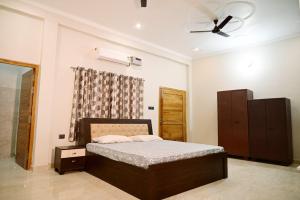 Surendra Villa Home Stay
