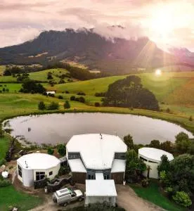 Eagles Nest Retreat - West Kentish