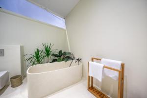 Villa Skye Modern Luxury Unveiled 4BR Villa