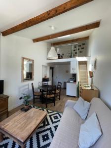 Appartements Appartement Paris-Orly aeroport : photos des chambres