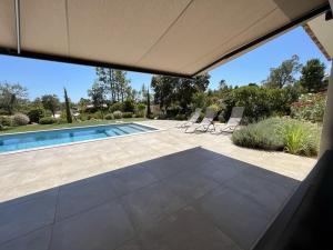 Villa Nasya, 8 pers, piscine chauffée, 5 mn plage voiture