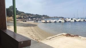 Maison de pêcheur à Giens les pieds dans leau !